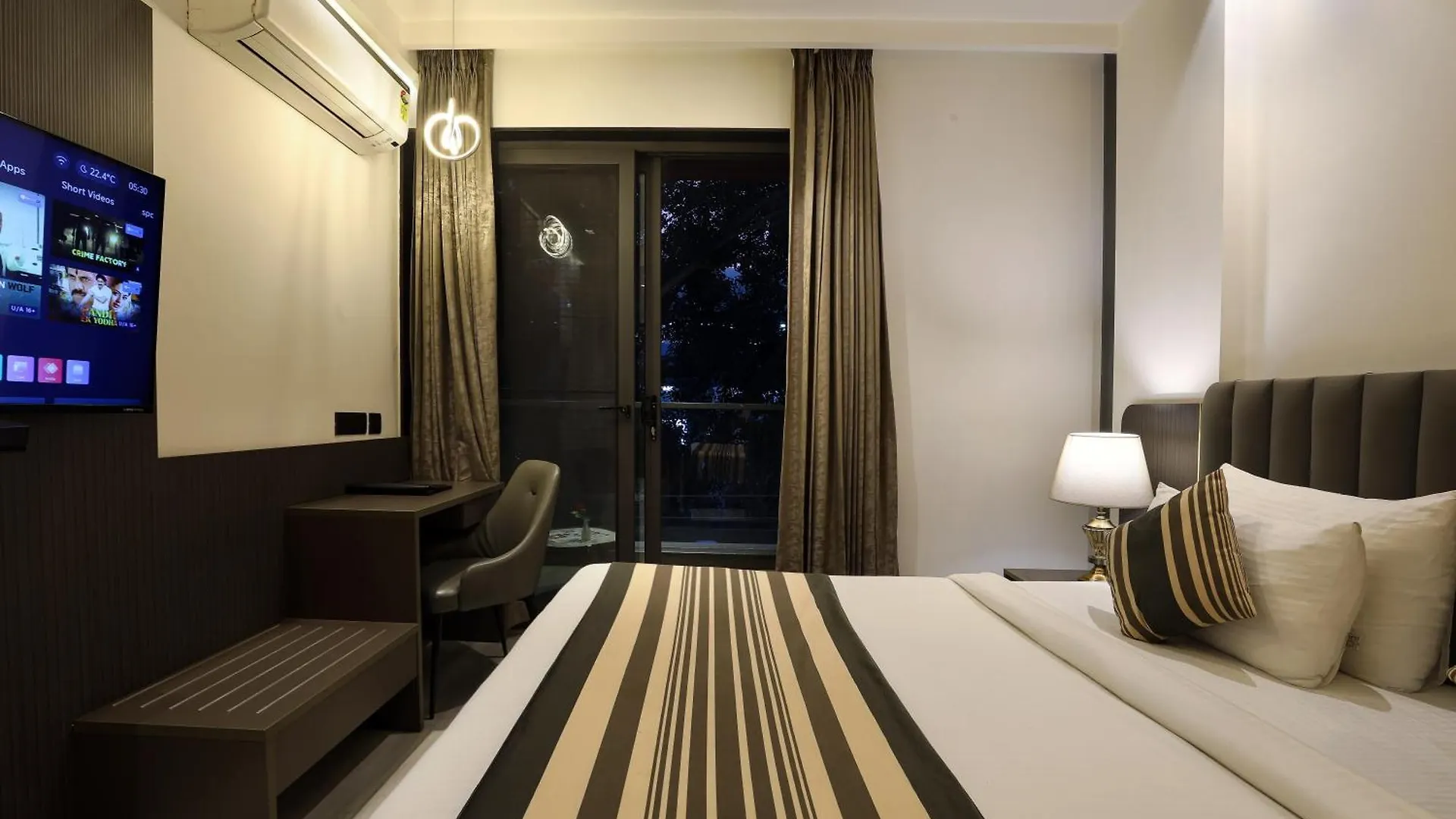 Opo Hotel Iffco Chowk Γκουργκάον Ινδία