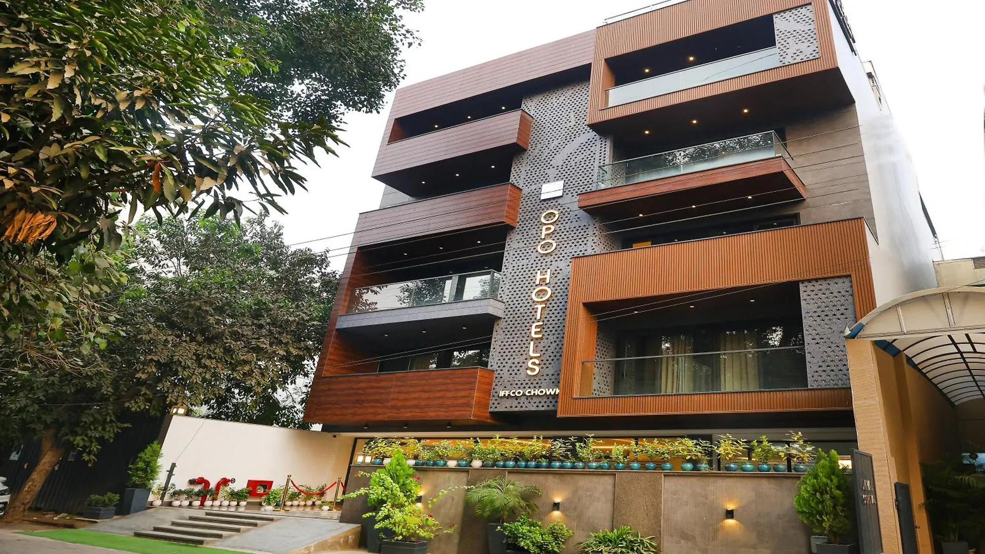 Opo Hotel Iffco Chowk Gurgaon